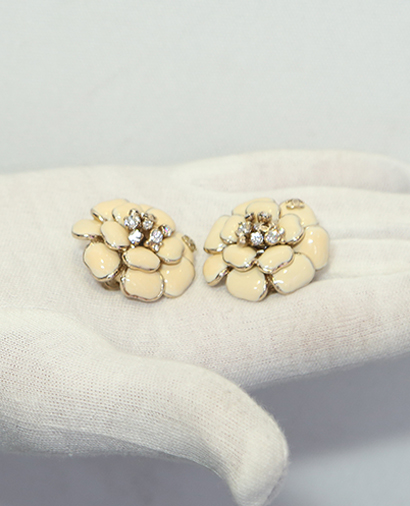 Chanel Gold Flower Pearl CC Clip On Earrings, front view